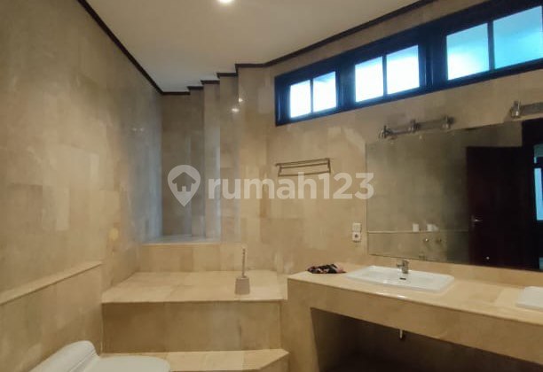 Disewakan Rumah Kawasan Prestige Area Kebayoran Jaksel 2