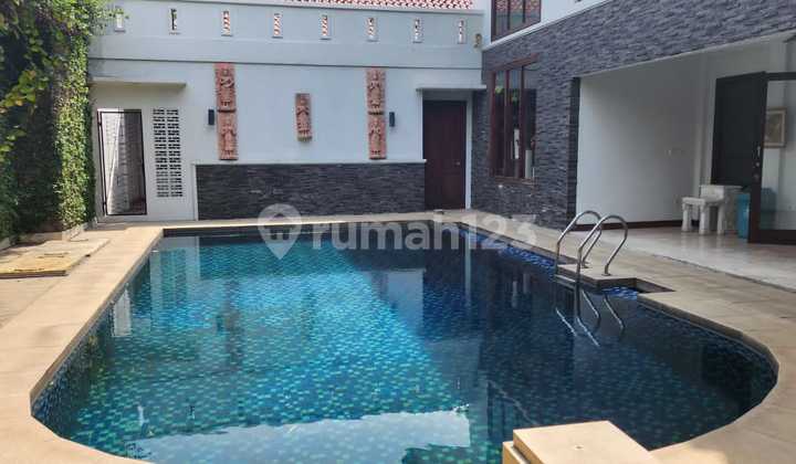 For Rent: Menteng Area, Quiet, Central Jakarta For Rent: Menteng Area, Quiet, Central Jakarta