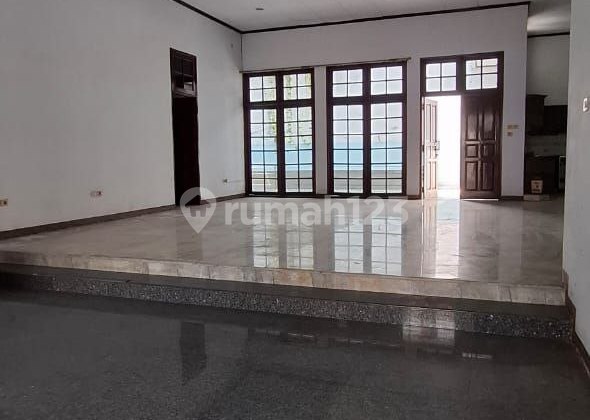 Dijual Rumah Area Pondok Indah Ada Swimming Pool Jaksel