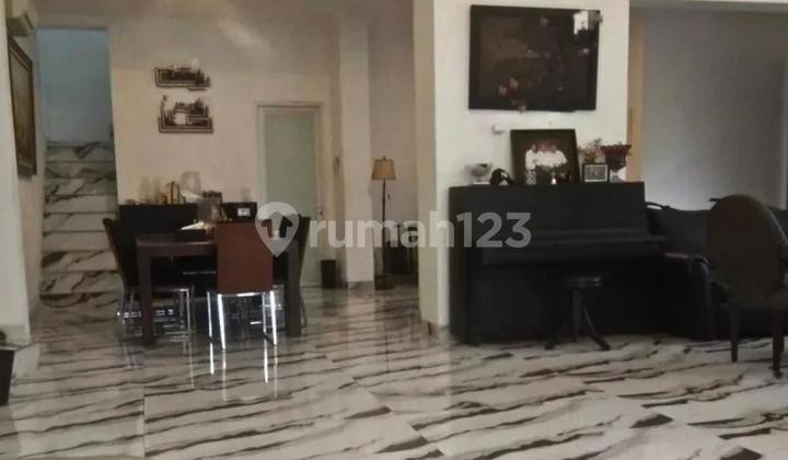 Dijual Rumah Menteng Area Tenang Hoek Jakarta Pusat 2