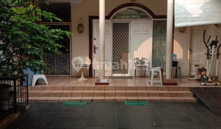 Dijual Rumah Lama dan Masih Siap Huni Area Menteng Jakpus