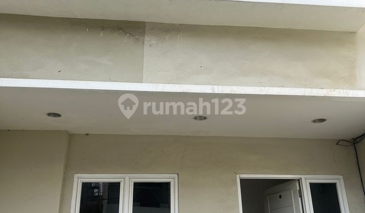 Disewakan Rumah Cocok untuk Pasutri Baru Area Kelapa Gading Disewakan Rumah Cocok untuk Pasutri Baru Area Kelapa Gading