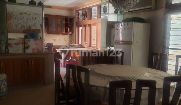 Disewakan Rumah Cempaka Putih Posisi Pinggir Jalan Jakpus Disewakan Rumah Cempaka Putih Posisi Pinggir Jalan Jakpus