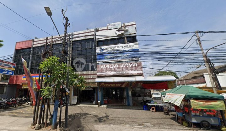 For Rent 3.5-Story Shop House in Strategic South Jakarta Area 2