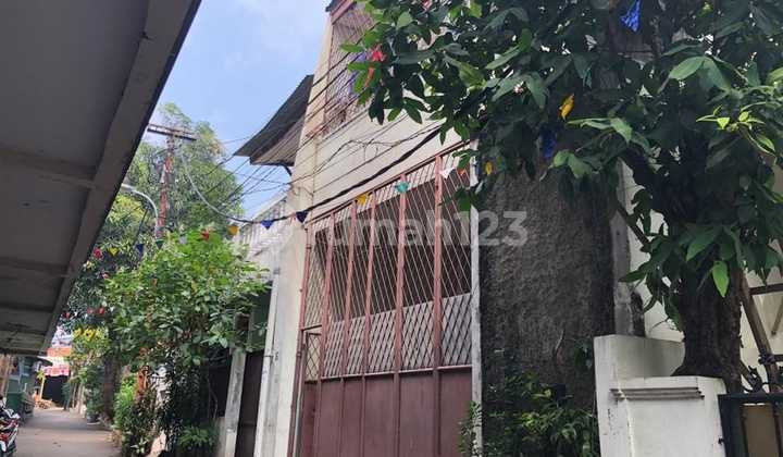 For Sale Active Boarding House in Strategic Area High Income South Jakarta For Sale Active Boarding House in Strategic Area High Income South Jakarta