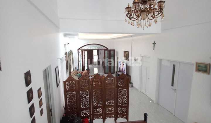 Dijual Rumahn dengan Innercourt Garden di Menteng Jakpus 2