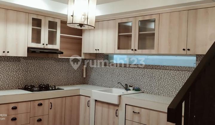 Disewakan Rumah Menteng Bagus Ada Rofftop Jakarta Pusat