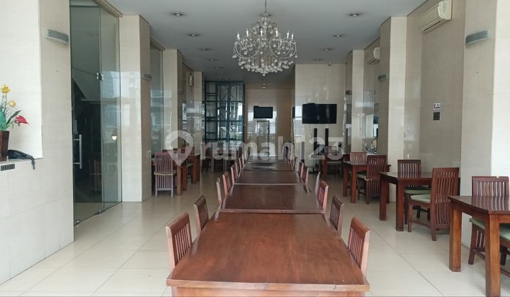 For Rent, Busy Shop House Area in Menteng, Suitable for Opening a Restaurant For Rent, Busy Shop House Area in Menteng, Suitable for Opening a Restaurant