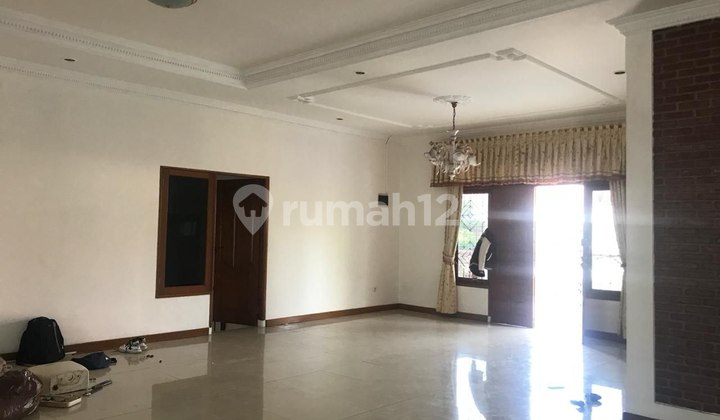Dijual Rumah Old Daerah Kebayoran Baru Jaksel 2