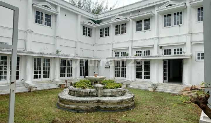 Dijual Gedung Sekolah Nuansa Australia di Area Kemanga Jaksel