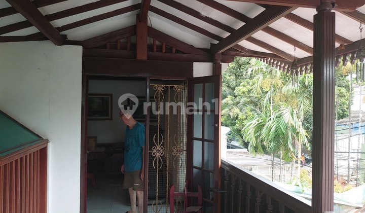 Disewakan Rumah Ada Basement Area Kebayoran Baru Jakarta Selatan 2