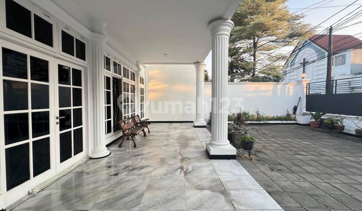 Dijual Rumah Menteng Area Tenang Kondisi Bagus Jakarta Pusat