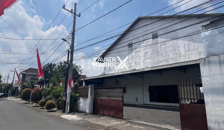 For Sale/For Rent Warehouse + Office House Suitable for Padel Court in Janti Sukun Malang