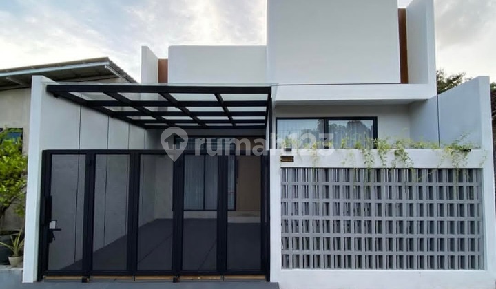 Rumah Full Furnished di Yogyakarta Rumah Full Furnished di Yogyakarta