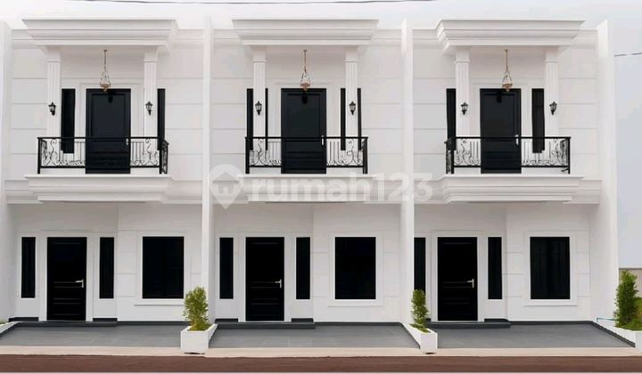 Rumah 2 Lantai Berada di Jalan Cibubur Harjamukti 2