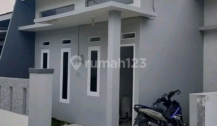 Rumah 1 Lantai Siap Huni Masuk Mobil Bebas Banjir Rumah 1 Lantai Siap Huni Masuk Mobil Bebas Banjir