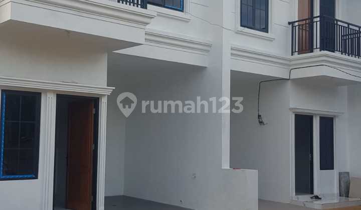 2-Storey House with Vehicle Access to Mabes Setu, Cipayung, East Jakarta 2
