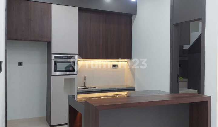 Dijual Rumah Lokasi Strategis di Cikupa Citra Raya Tangerang 2