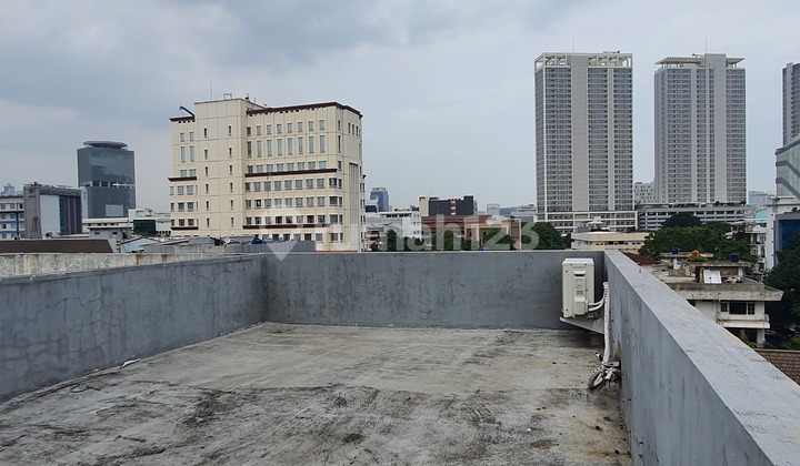 Dijual Ruko Komersial 4 Lantai Nego Dijual Ruko Komersial 4 Lantai Nego