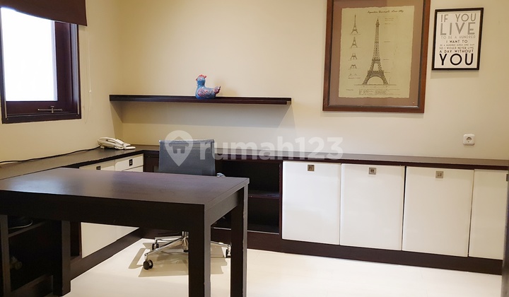 Dijual Cepat Rumah Cantik dan Mewah di Menteng 2