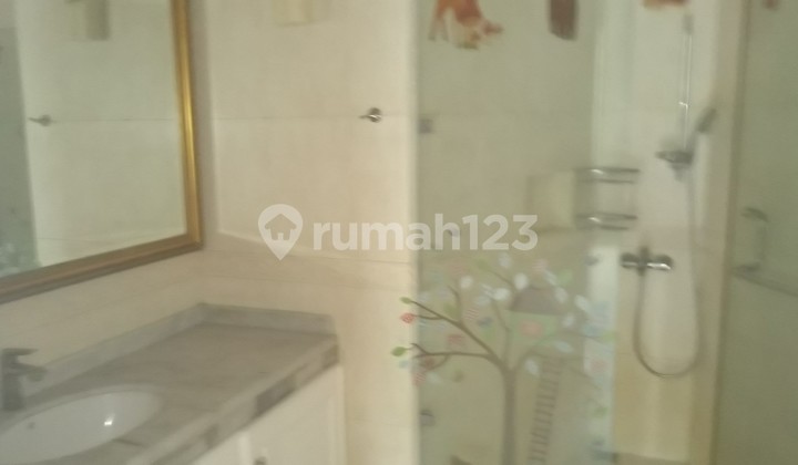 Disewakan Rumah Hunian Full Furnish di Menteng 2