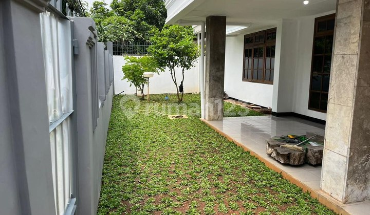 Dijual Baru Renovasi Posisi Hoek di Kramat Pela Dijual Baru Renovasi Posisi Hoek di Kramat Pela