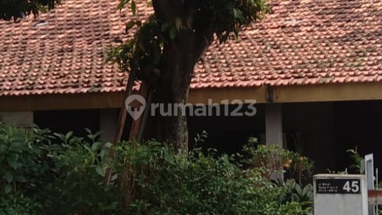 Dijual Rumah Pinggir Jalan Raya Dekat MRT 1