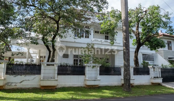 Dijual Rumah Hoek Lingkungan Tenang Pondok Indah Dijual Rumah Hoek Lingkungan Tenang Pondok Indah