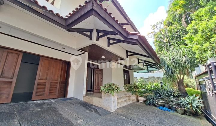Harga Mepet NJOP !!! Rumah Siap Huni Lokasi Strategis Setiabudi, Jakarta Selatan. Harga Mepet NJOP !!! Rumah Siap Huni Lokasi Strategis Setiabudi, Jakarta Selatan.