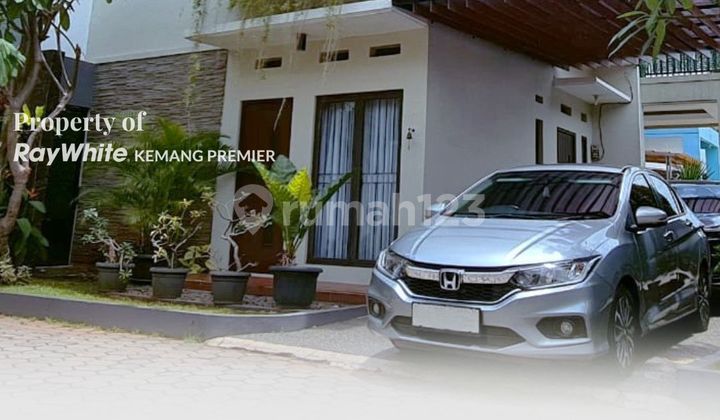 Rumah Dijual Dalam Townhouse Posisi Hook, Ciracas, Jakarta Timur Rumah Dijual Dalam Townhouse Posisi Hook, Ciracas, Jakarta Timur