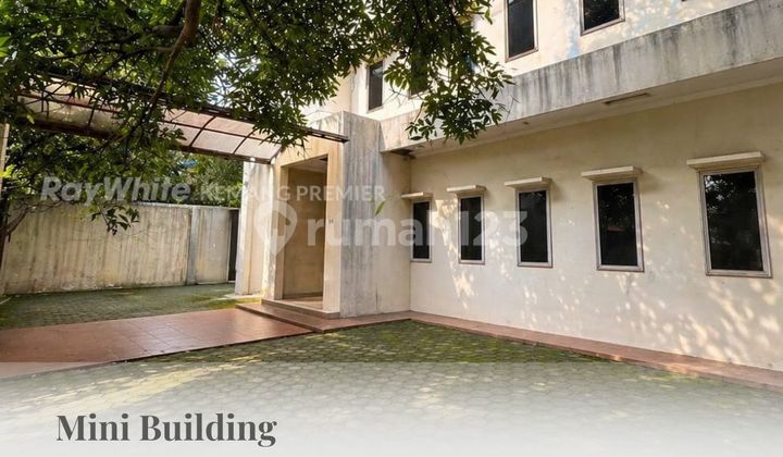 For Sale!!! Dibawah NJOP! Mini Building 2 Lantai Hanya Hitung Tanah di Ragunan. Jakarta Selatan