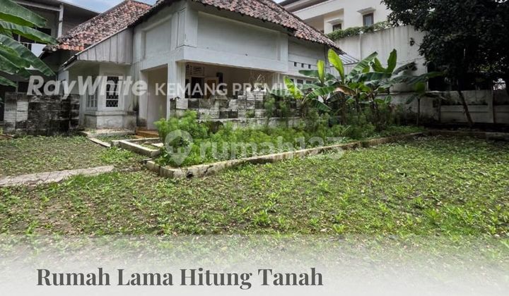 Dijual Cepat!!! Rumah Lama di Kawasan Elit Menteng, Jakarta Pusat.