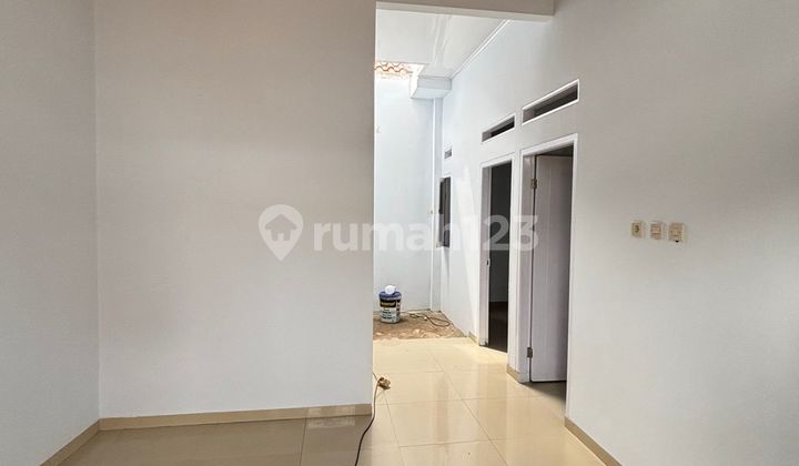 Strategic House in Depok City Near Sawangan Busway Stop 2