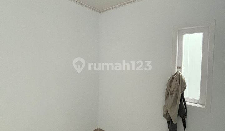 Rumah Mezzanines Strategis 3 Kamar Tidur di Sawangan Depok 2