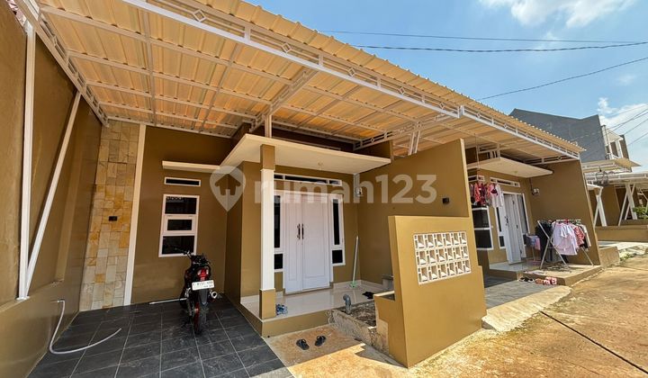 Rumah Bebas Banjir 1 Lantai Dekat Pusat Kota Depok Rumah Bebas Banjir 1 Lantai Dekat Pusat Kota Depok