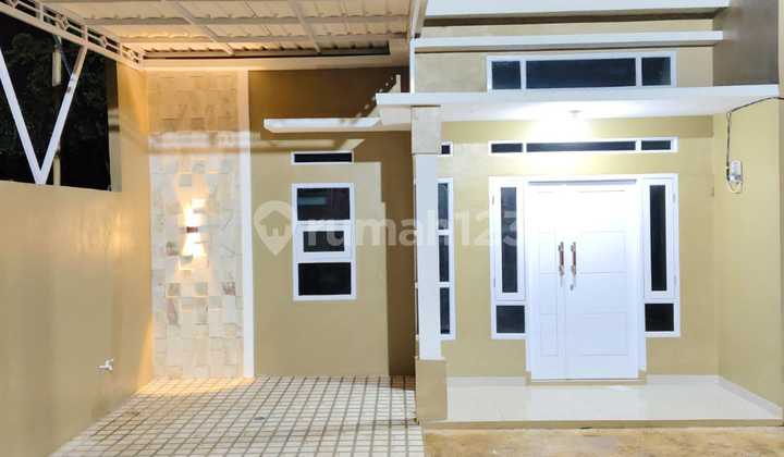 Rumah di Depok1 Lantai SHM Dekat Pusat Kota Depok