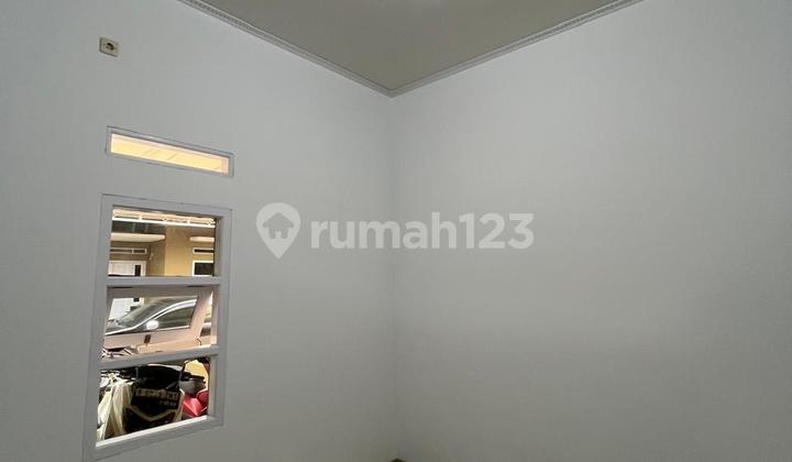 Rumah Mezzanin 3 Kamar Tidur Dekat Akses Tol Sawangan Depok 2