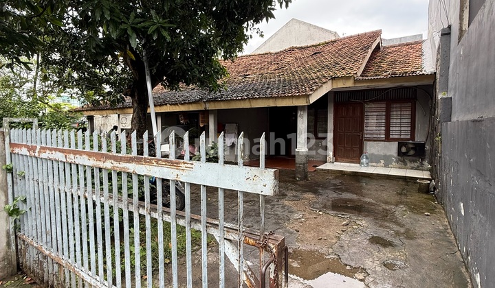 Dijual.cepat Rumah Hook di Jakarta Selatan 2