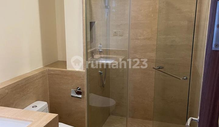 Disewakan Murah Apartemen South Hills 2Br Luas 74 M2 Bagus Jakarta Selatan 2