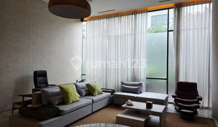 Disewakan Apartement Verde 3 BR Furnished Luas 297M2 Fasilitas Terbaik Jakarta Selatan