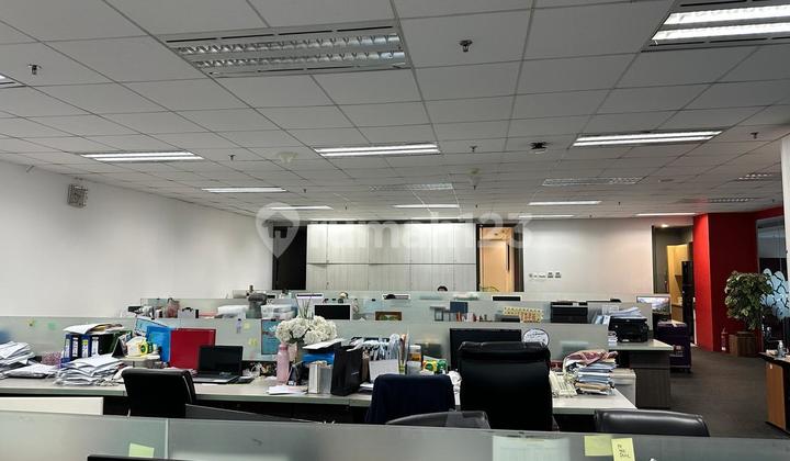 Disewakan Ruang Kantor Siap Huni Luas 303 M2 Lokasi Strategis Jakarta Selatan