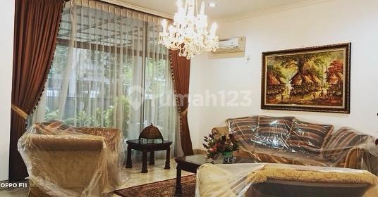 Dijual Cepat Rumah Mewah 5 Br Luas 540 M2 Strategis Unit, Kuningan Jakarta Selatan