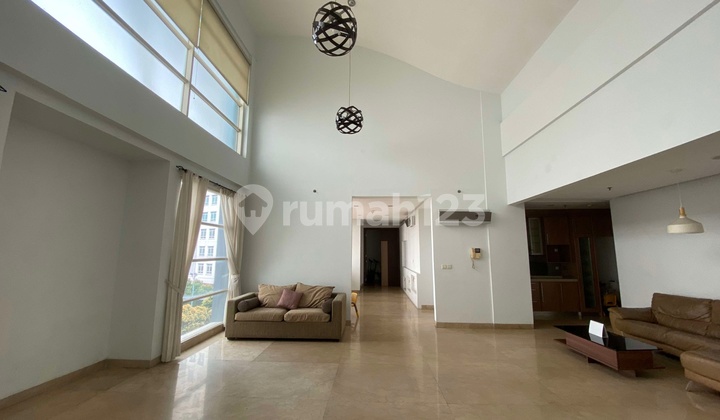 Disewakan Luxury Apartment Pantai Mutiara di Jakarta Utara - 3+1 Br Luas 255 M2 Siap Huni Jakarta Utara