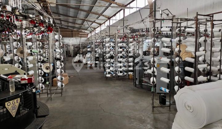 Selling Knitting Warehouse/Factory, Strategic Location, Freehold Title