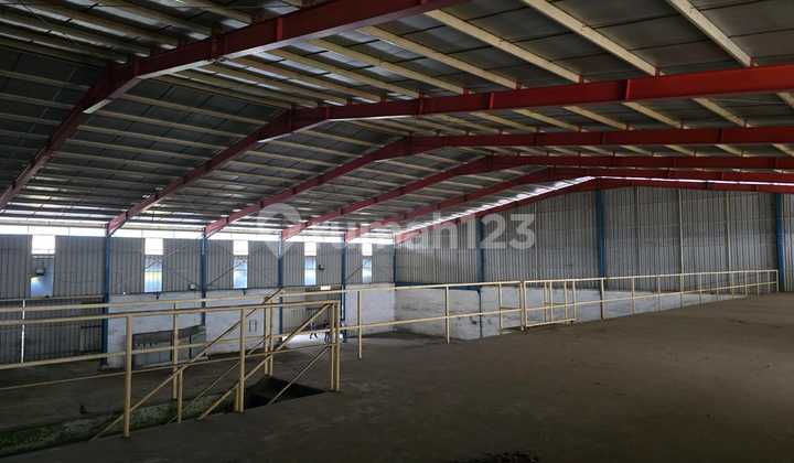 Warehouse in Leuwi Gajah 2500.0 M² 40Ft Container Access SHM