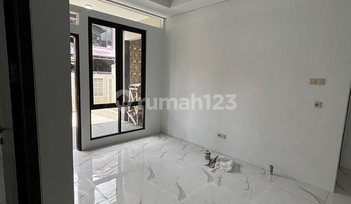 Rumah Full Renovasi di Taman Cibaduyut Indah 2