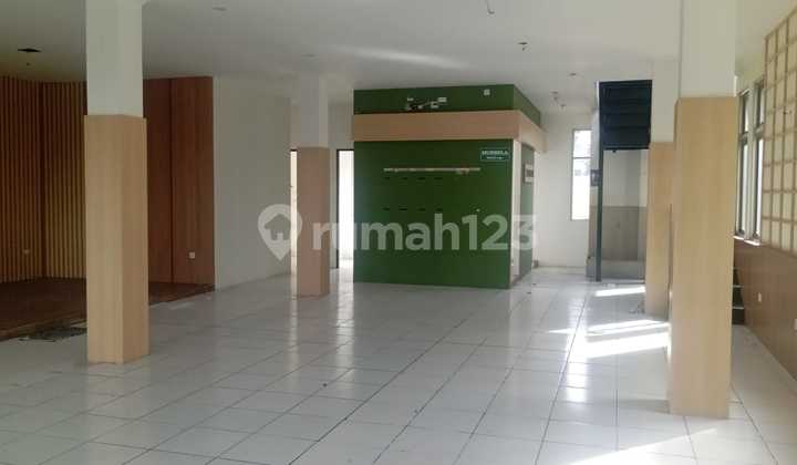 Ruko Murah 2 Lantai Dekat Pusat Perbelanjaan,