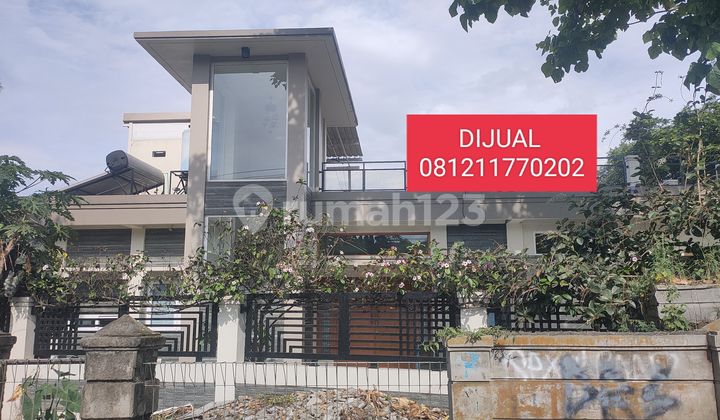 Rumah Cantik Suasana Asri & Pemandang Pegunungan di Dago Pakar