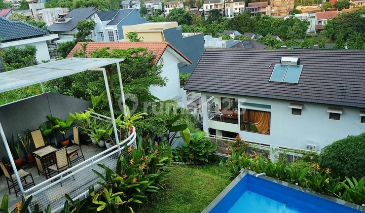 Rumah Cantik Asri Sejuk View Indah