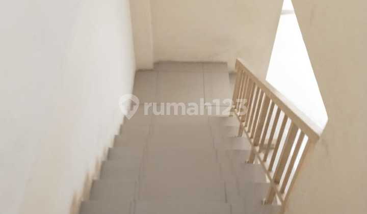 19Al di Sewakan Ruko Citra 8 Ruko Uk : 4X12 2 Lantai